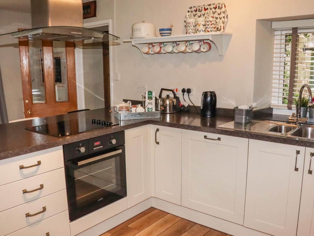 Lee House Cottage Cheddleton Bagian luar foto
