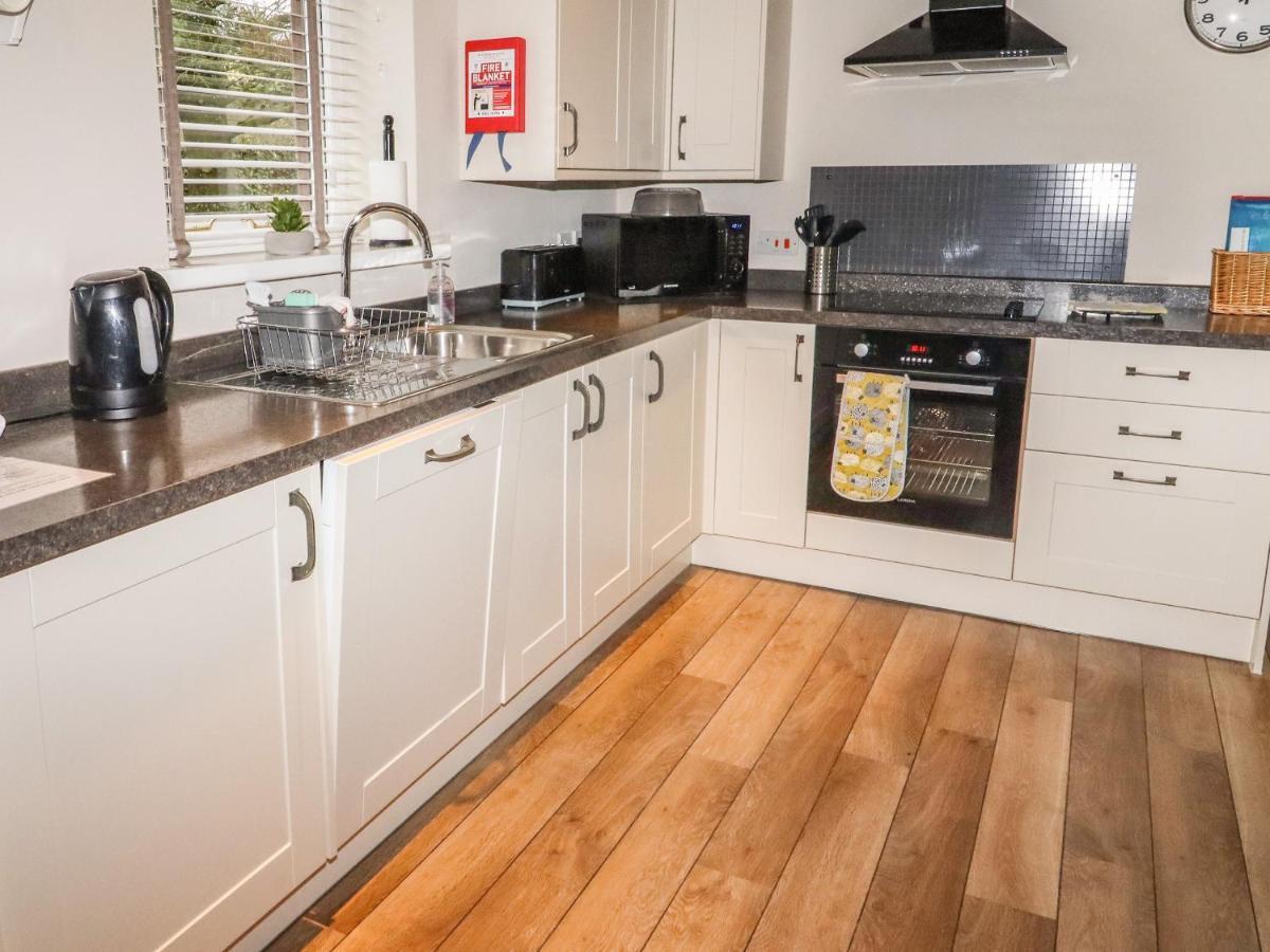 Lee House Cottage Cheddleton Bagian luar foto