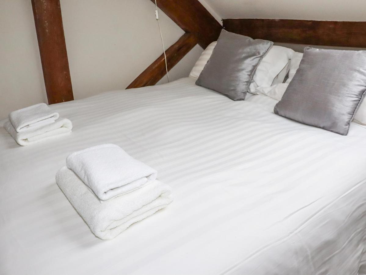 Lee House Cottage Cheddleton Bagian luar foto