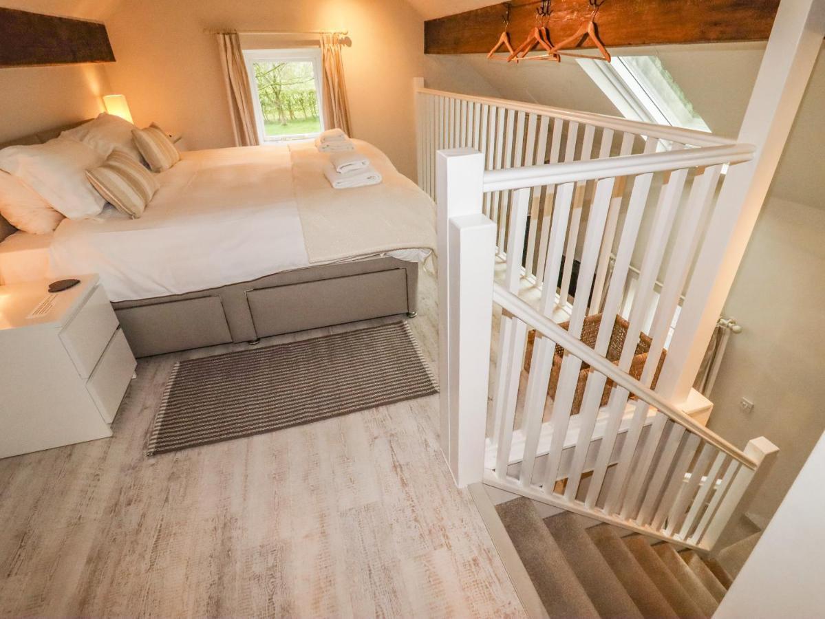 Lee House Cottage Cheddleton Bagian luar foto