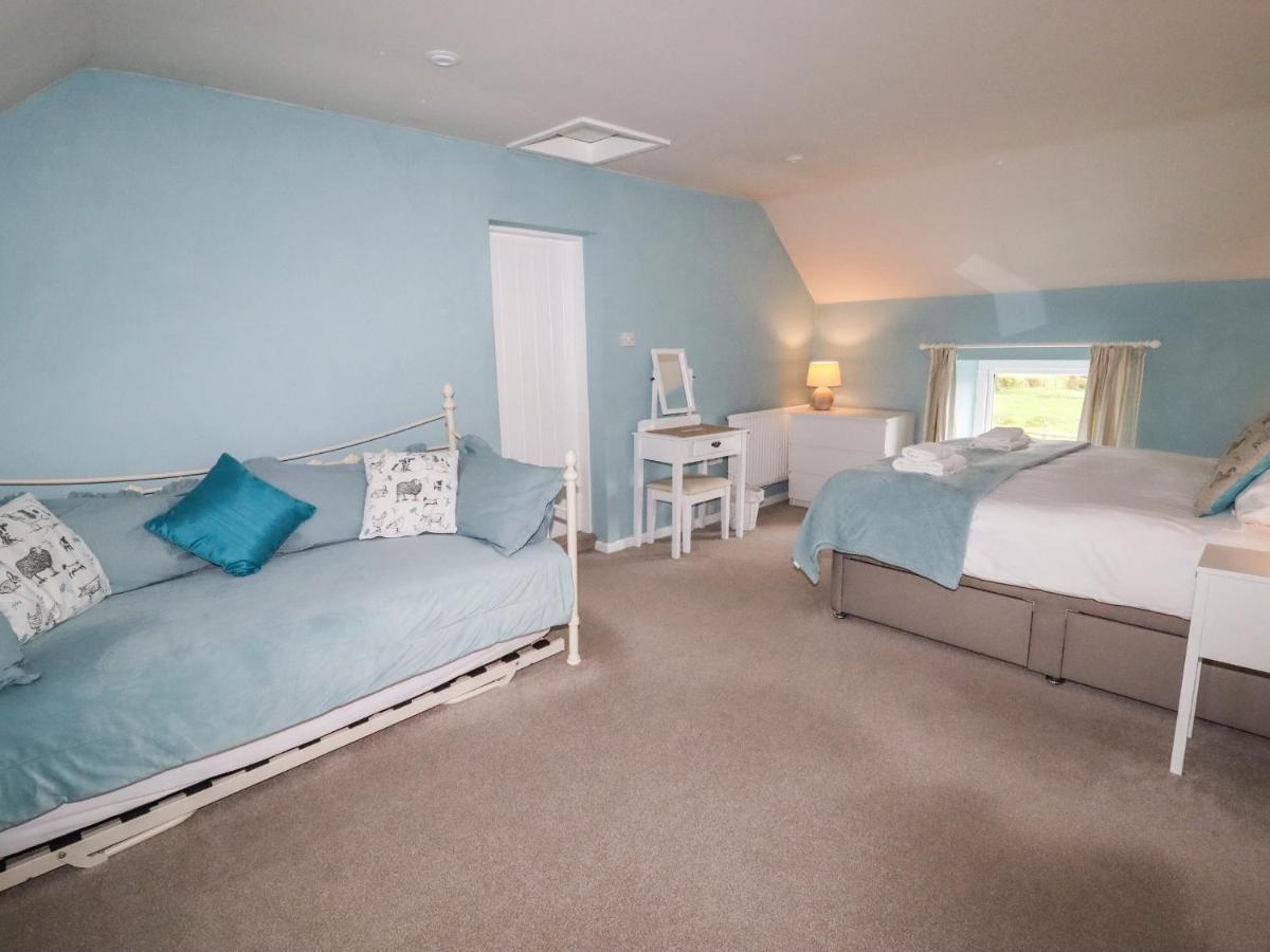 Lee House Cottage Cheddleton Bagian luar foto